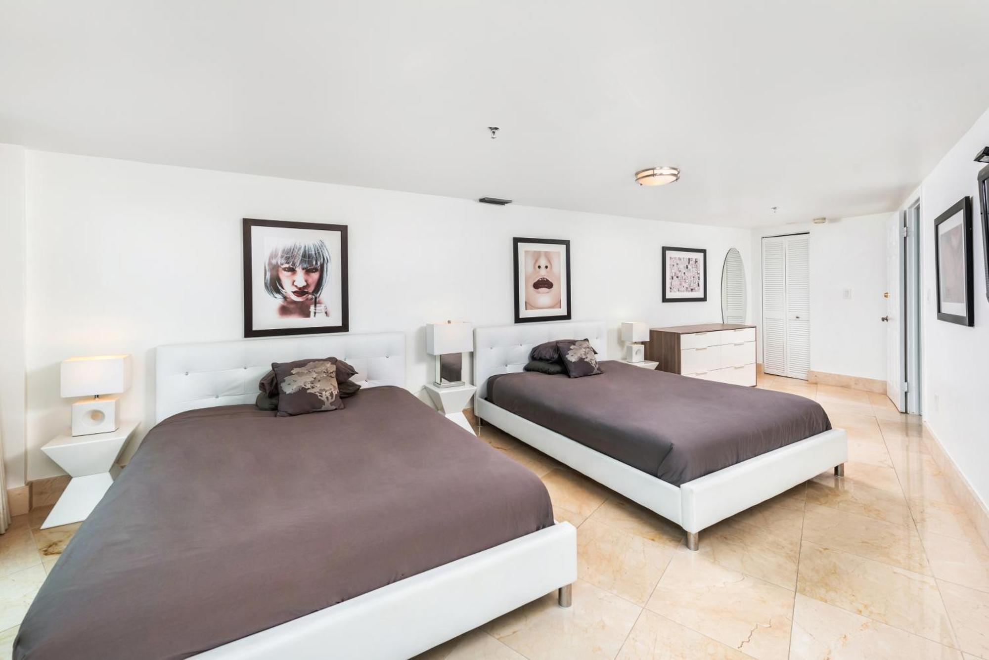 Oceanfront Loft At Castle Beach Club -M15 Aparthotel - Miami Beach — Photos 3